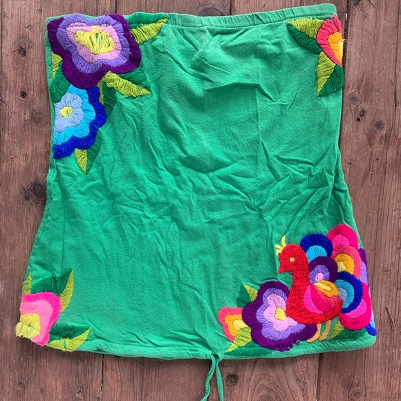 Embroidered green tube top - Picture 1 of 4